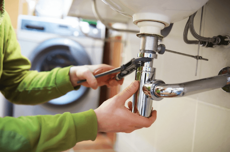 Small Plumbing Clues Worth Checking Before They Become Bigger Repairs